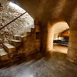 Le Logis Des Papes